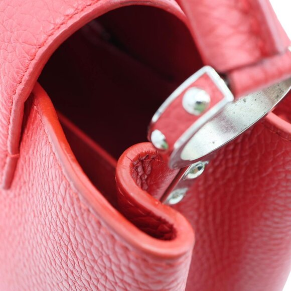 Louis Vuitton  Capucines MM Taurillon Leather Satchel Bag Red - Picture 11 of 15